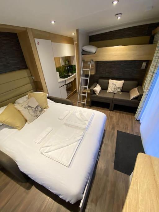 Neptunes Pod Fort William Eksteriør billede